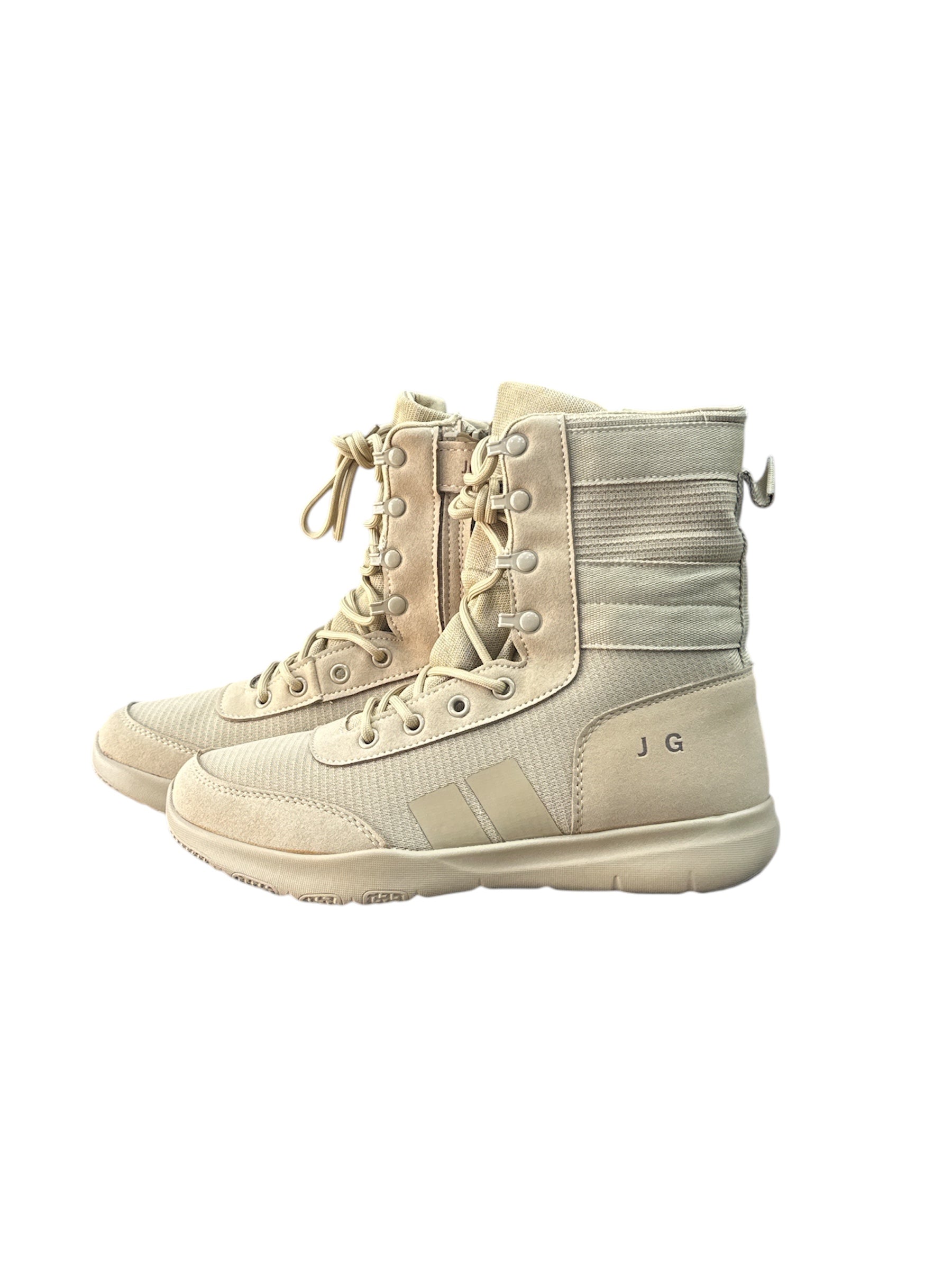 Jumbo Gold Lightweight Military-Inspired Boots for Rugged Performance and Everyday Comfort"